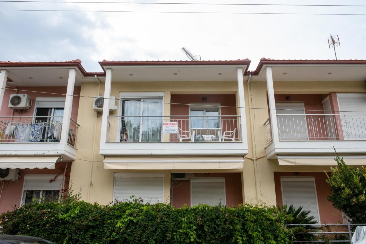 Apartment Nea Potidea. Экстерьер фото